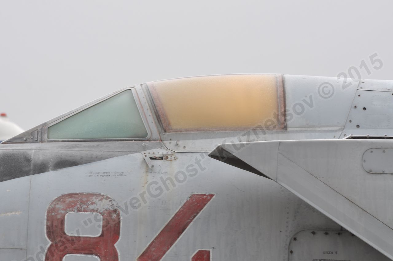 MiG-25PU_fuselage_0083.jpg