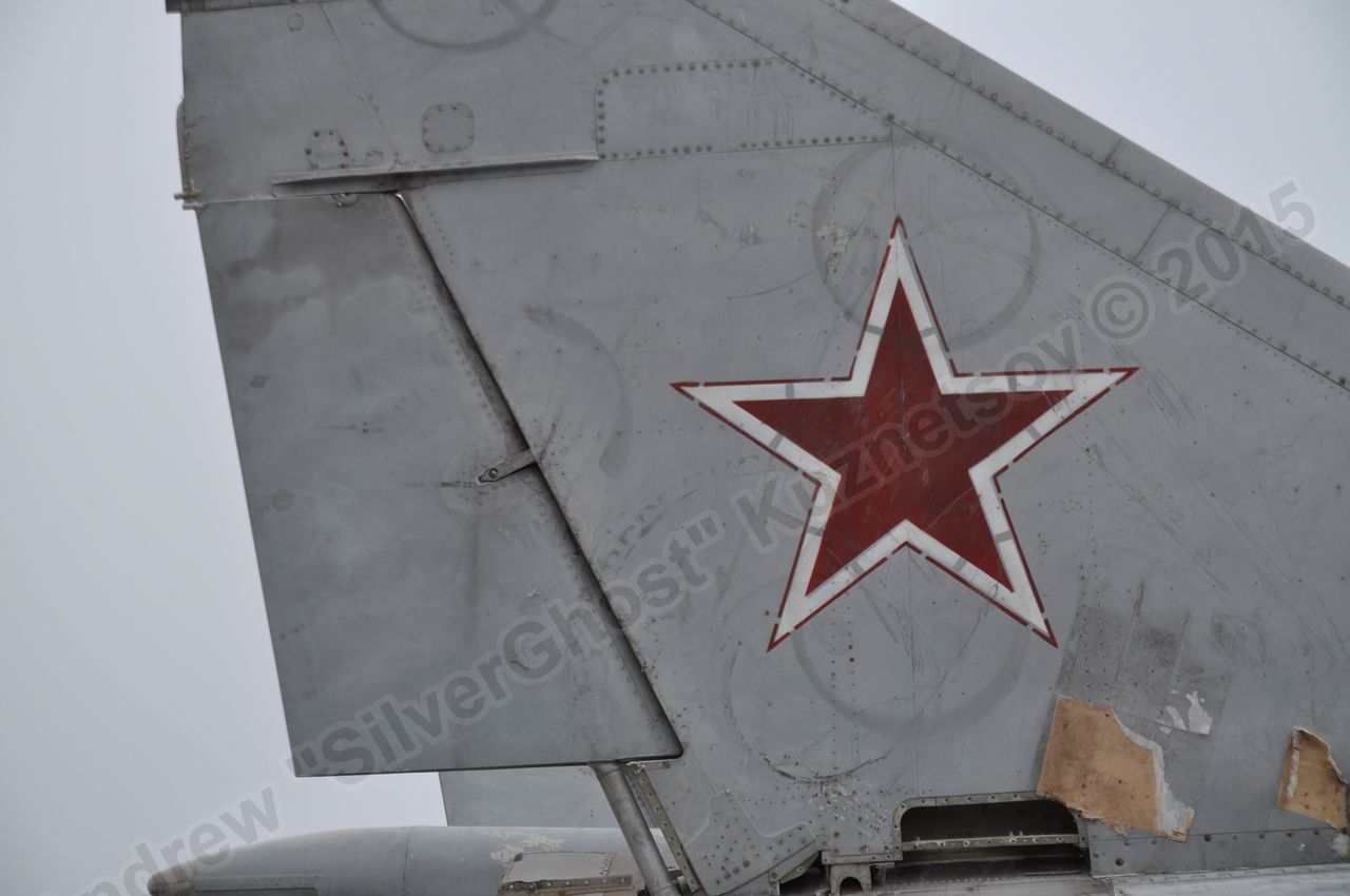 MiG-25PU_fuselage_0089.jpg