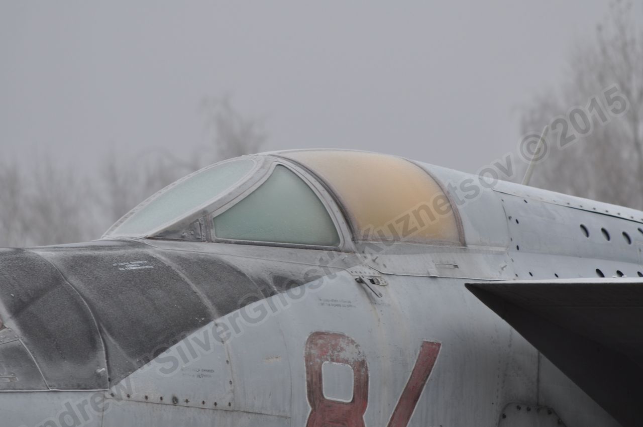 MiG-25PU_fuselage_0091.jpg