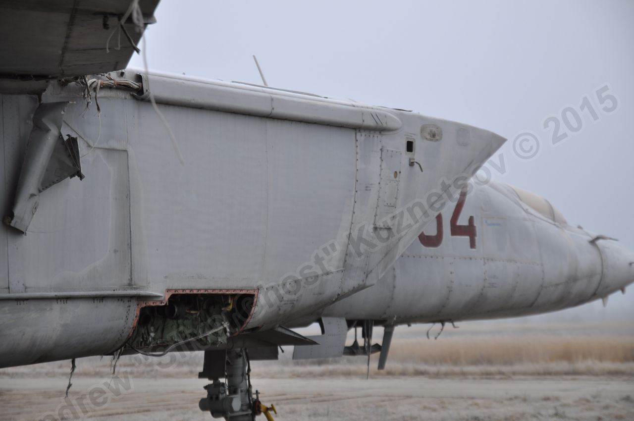 MiG-25PU_fuselage_0096.jpg