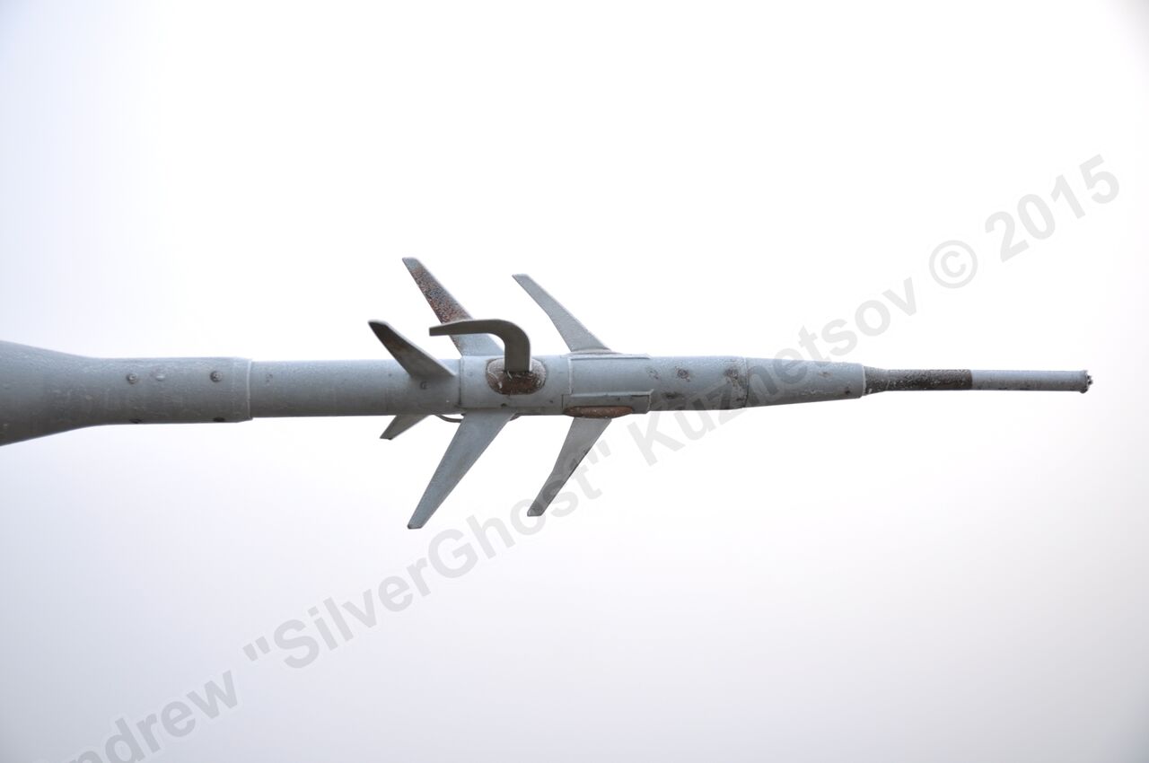 MiG-25PU_fuselage_0117.jpg