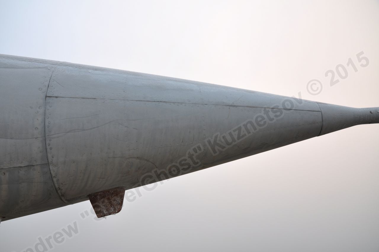 MiG-25PU_fuselage_0121.jpg