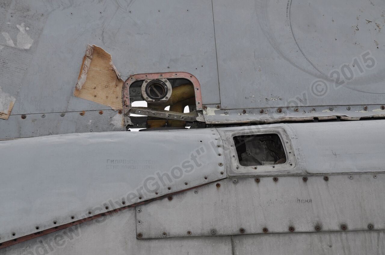 MiG-25PU_fuselage_0140.jpg