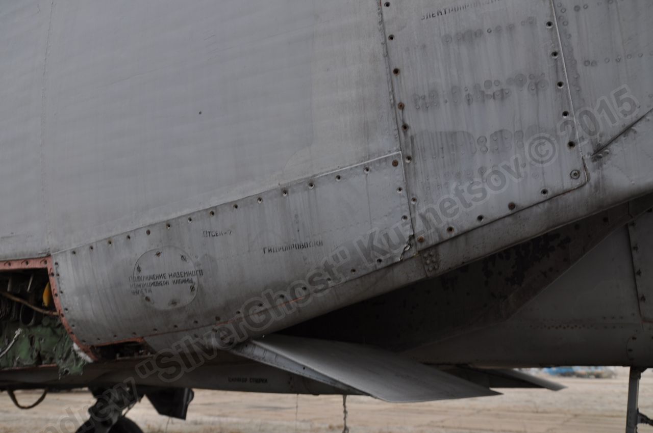 MiG-25PU_fuselage_0152.jpg