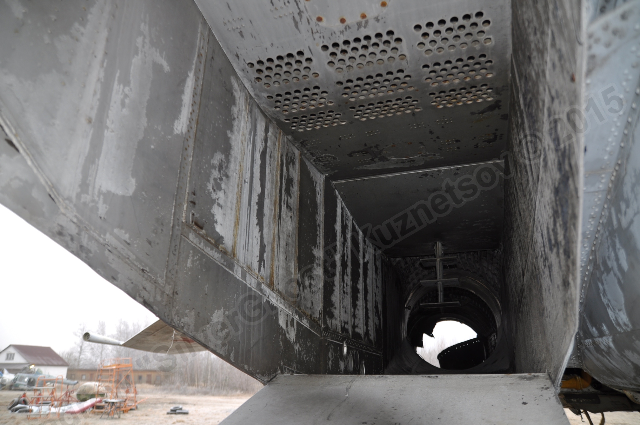 MiG-25PU_fuselage_0159.jpg