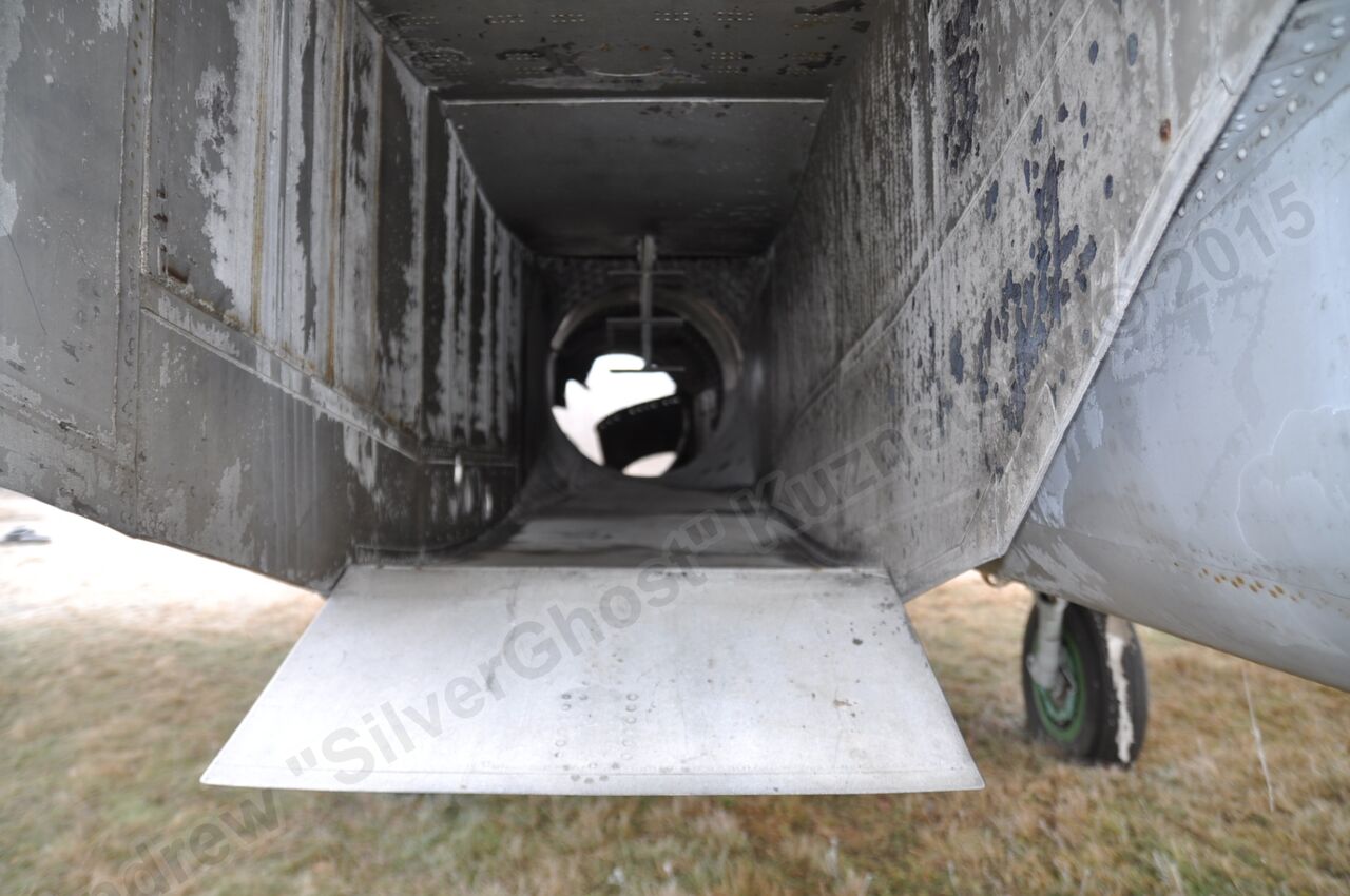 MiG-25PU_fuselage_0168.jpg