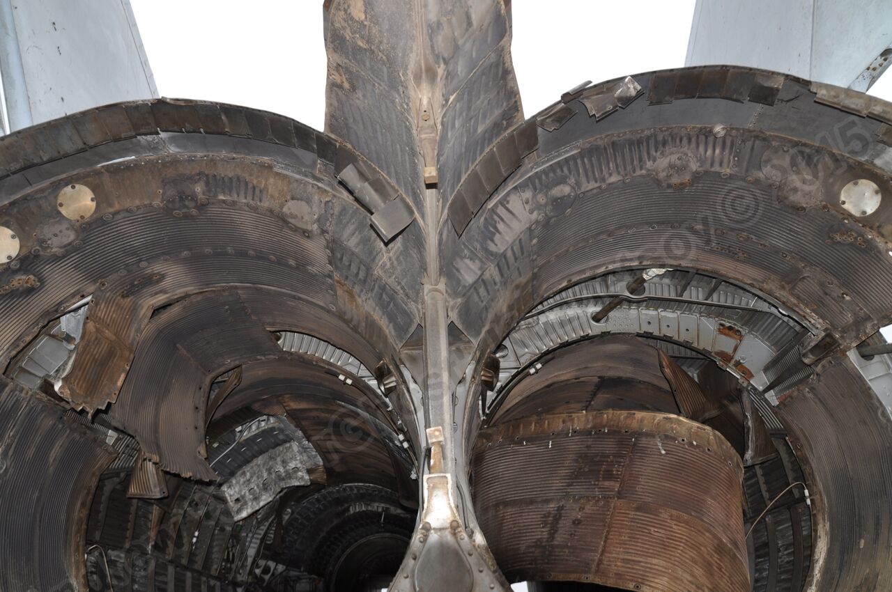 MiG-25PU_fuselage_0204.jpg