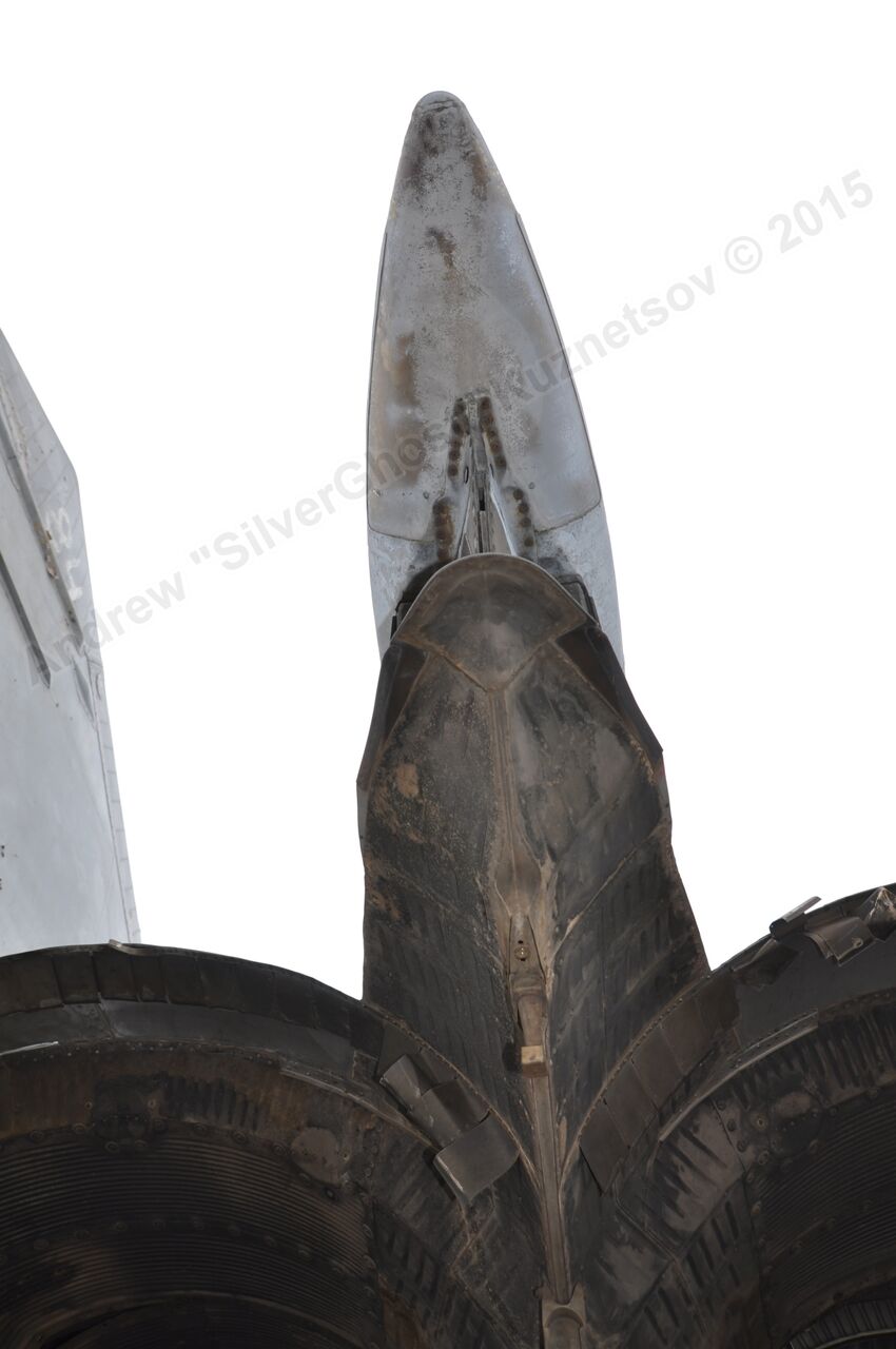 MiG-25PU_fuselage_0206.jpg