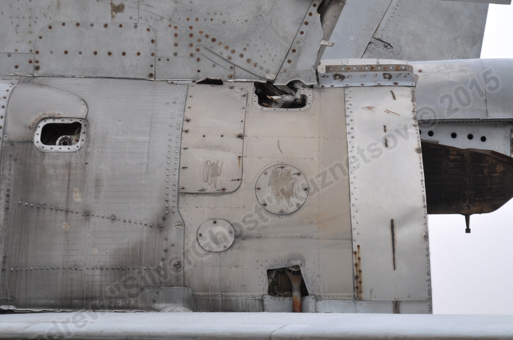 MiG-25PU_fuselage_0209.jpg