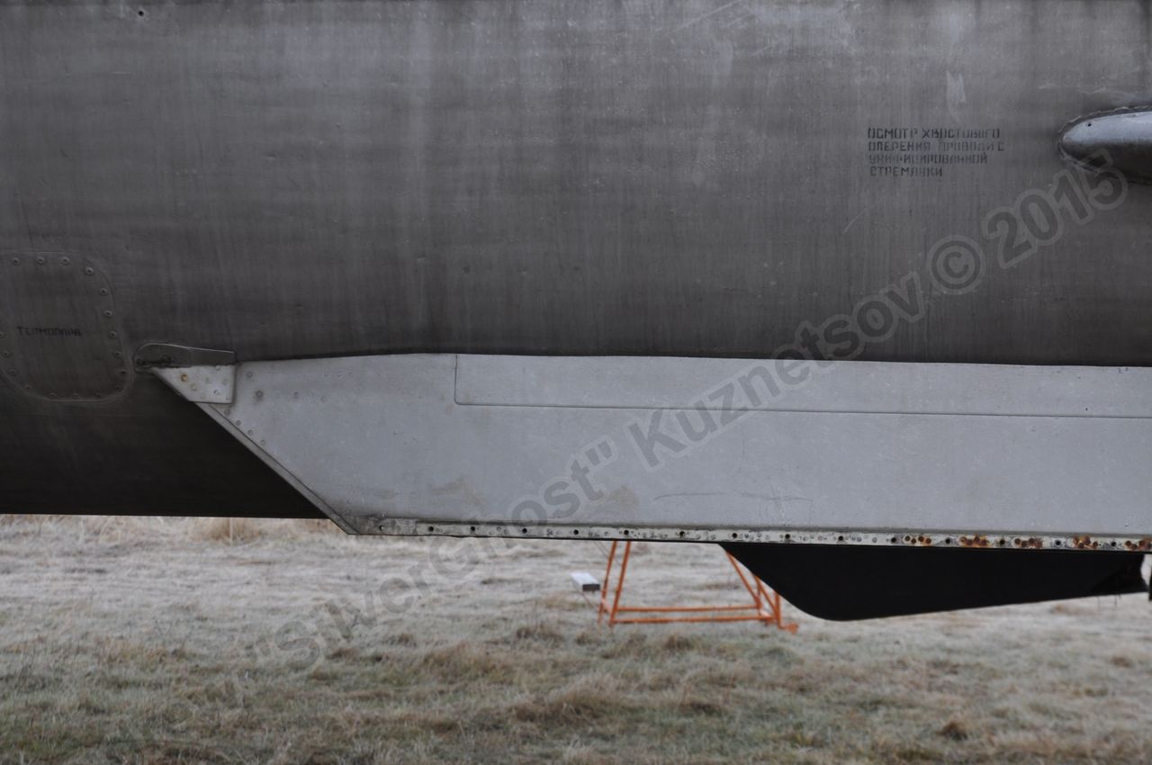 MiG-25PU_fuselage_0214.jpg