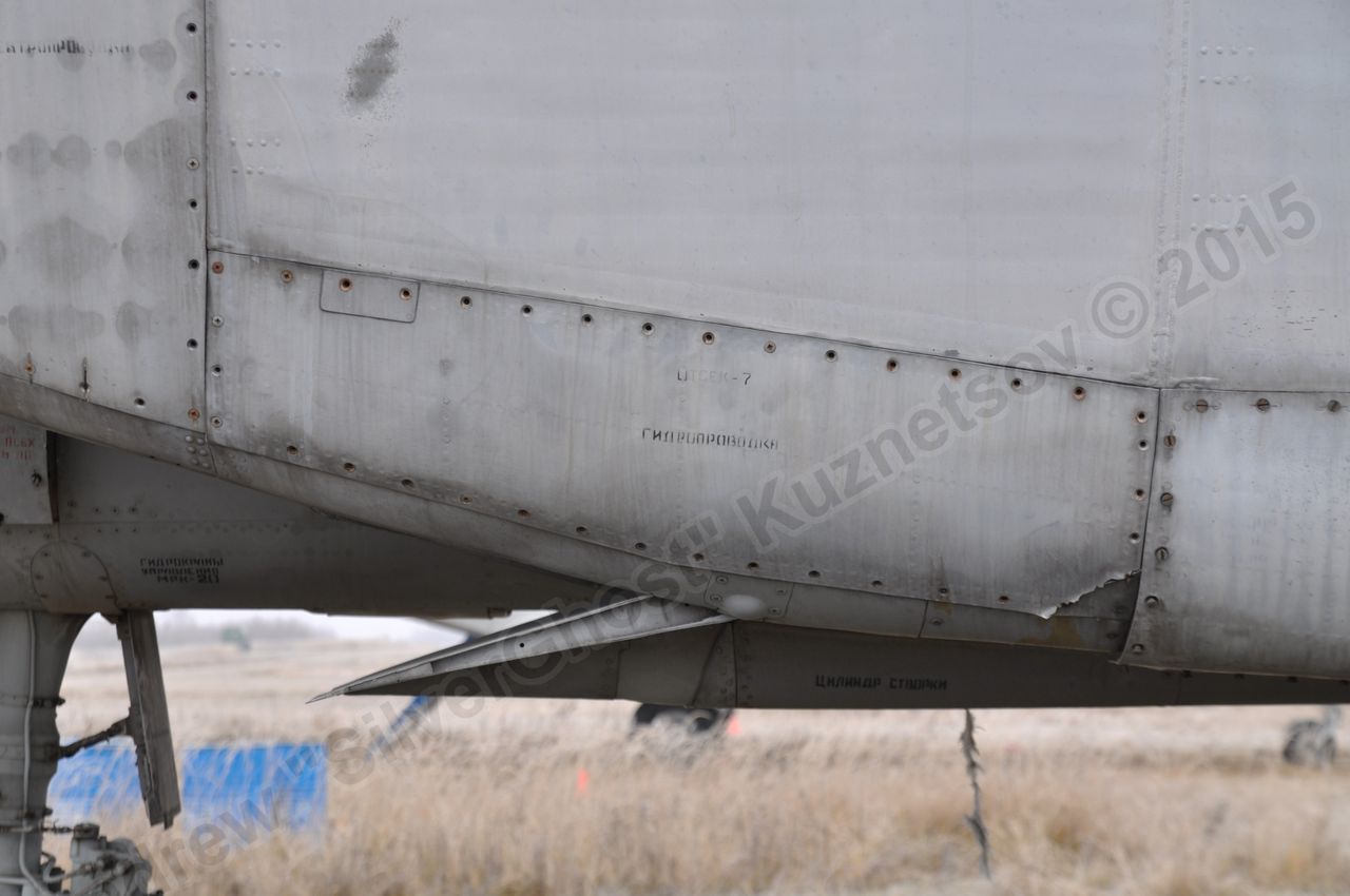 MiG-25PU_fuselage_0233.jpg