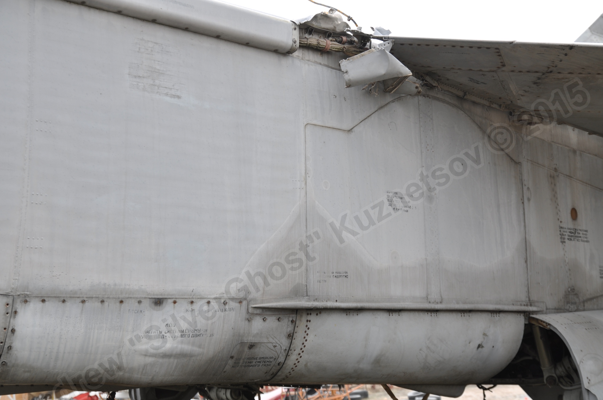 MiG-25PU_fuselage_0239.jpg