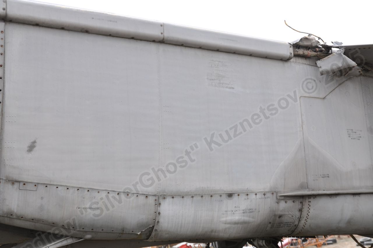 MiG-25PU_fuselage_0240.jpg