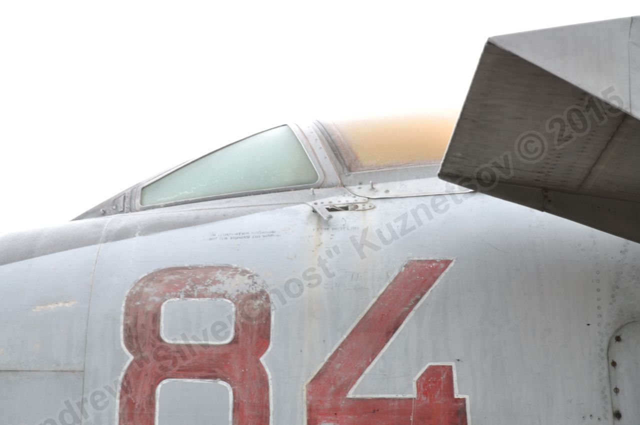 MiG-25PU_fuselage_0244.jpg