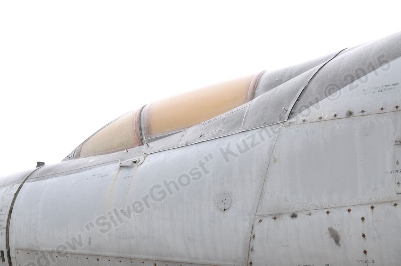 MiG-25PU_fuselage_0246.jpg