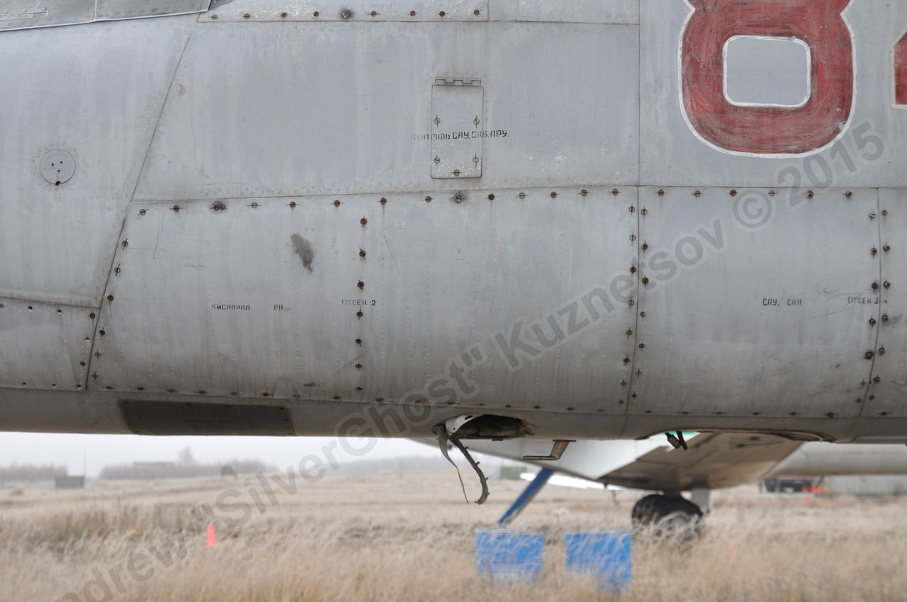 MiG-25PU_fuselage_0248.jpg