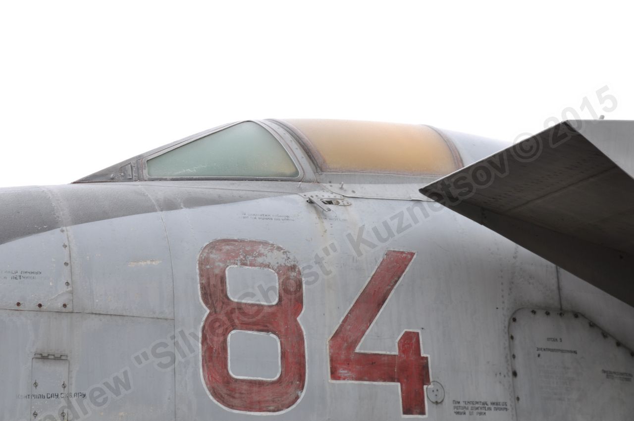 MiG-25PU_fuselage_0251.jpg