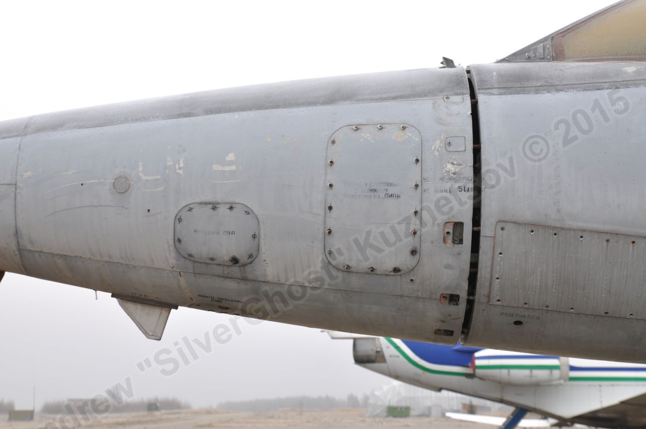 MiG-25PU_fuselage_0255.jpg