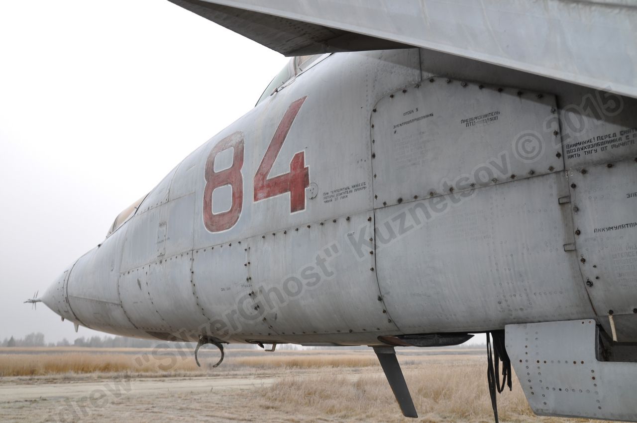 MiG-25PU_fuselage_0274.jpg