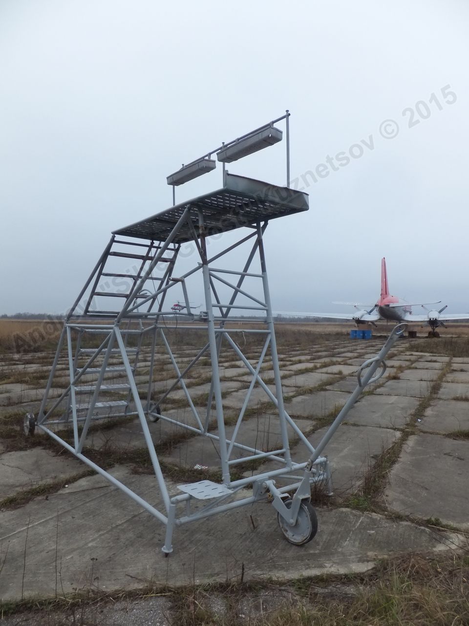 Il-14_ladder_0005.jpg