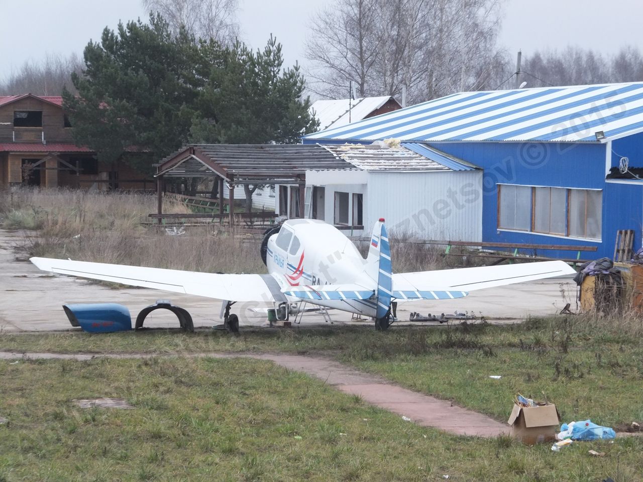 Yak-18T_RA-44260_0002.jpg