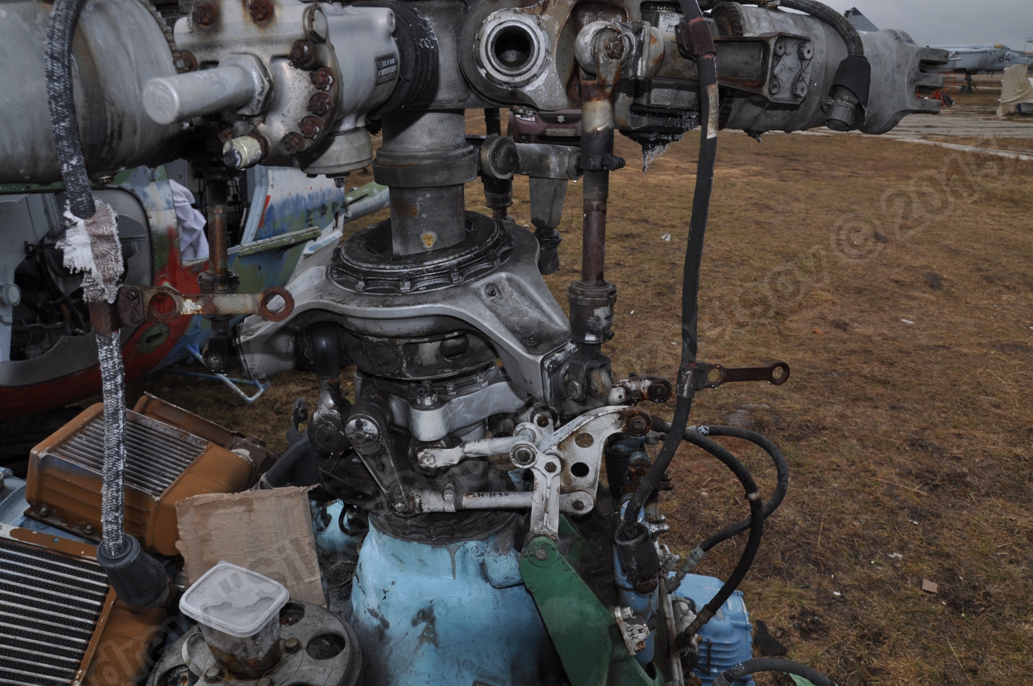 Mi-2_rotor_0012.jpg