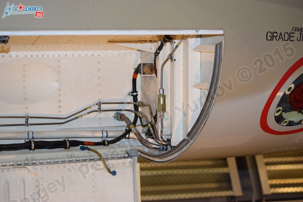 Mitsubishi_F-1_0069.jpg