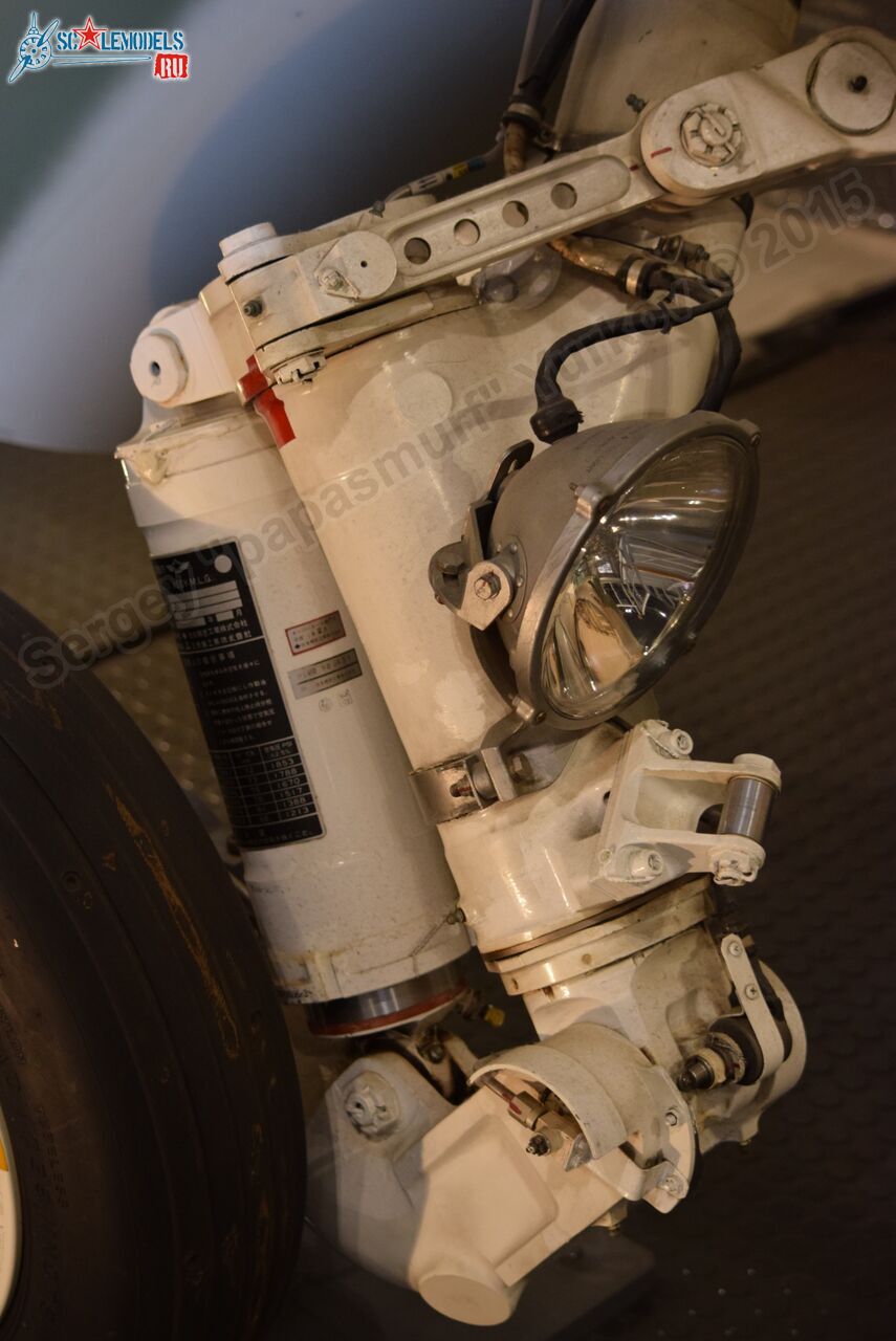 Mitsubishi_F-1_0084.jpg