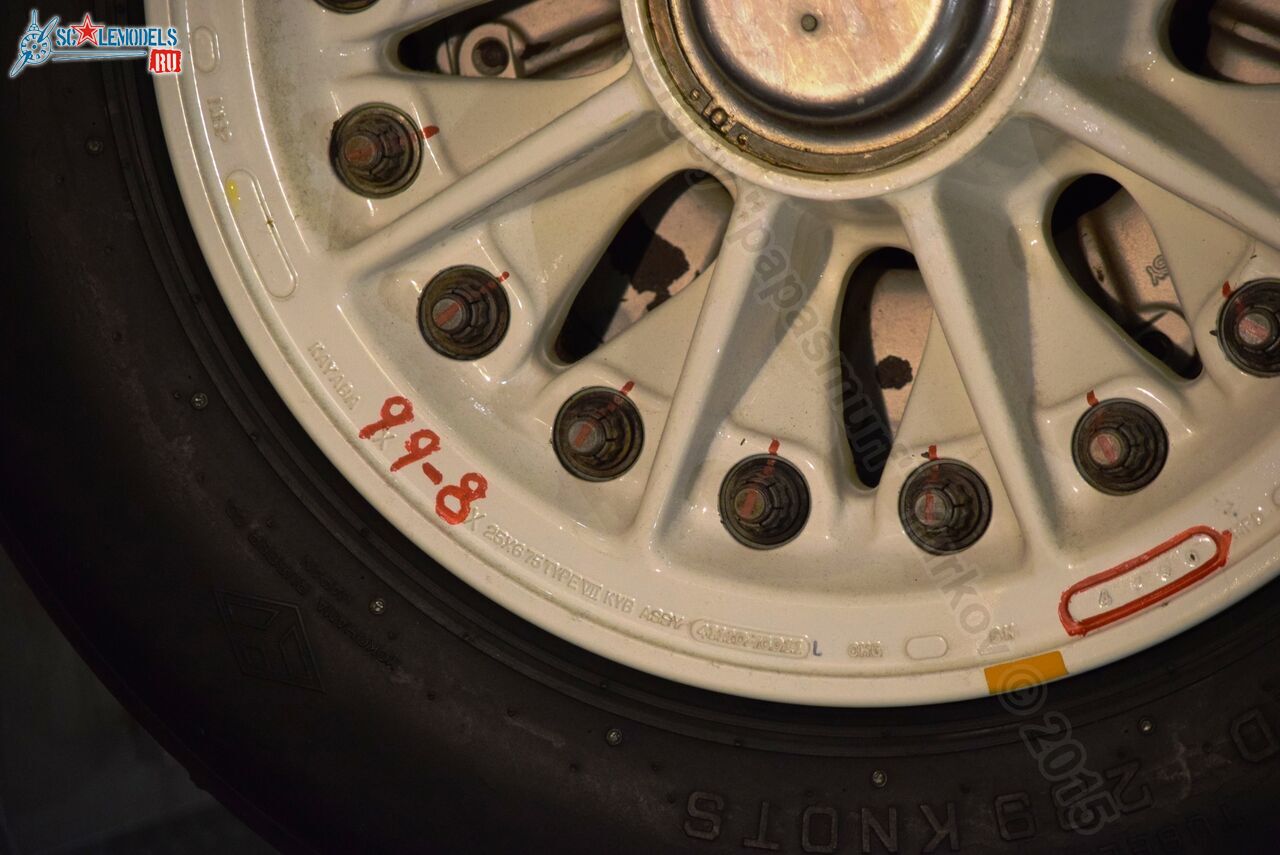 Mitsubishi_F-1_0122.jpg