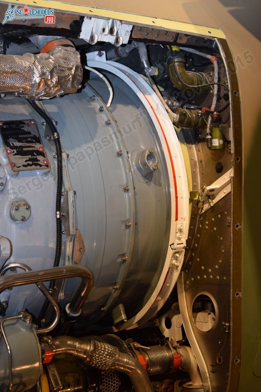 Mitsubishi_F-1_0165.jpg