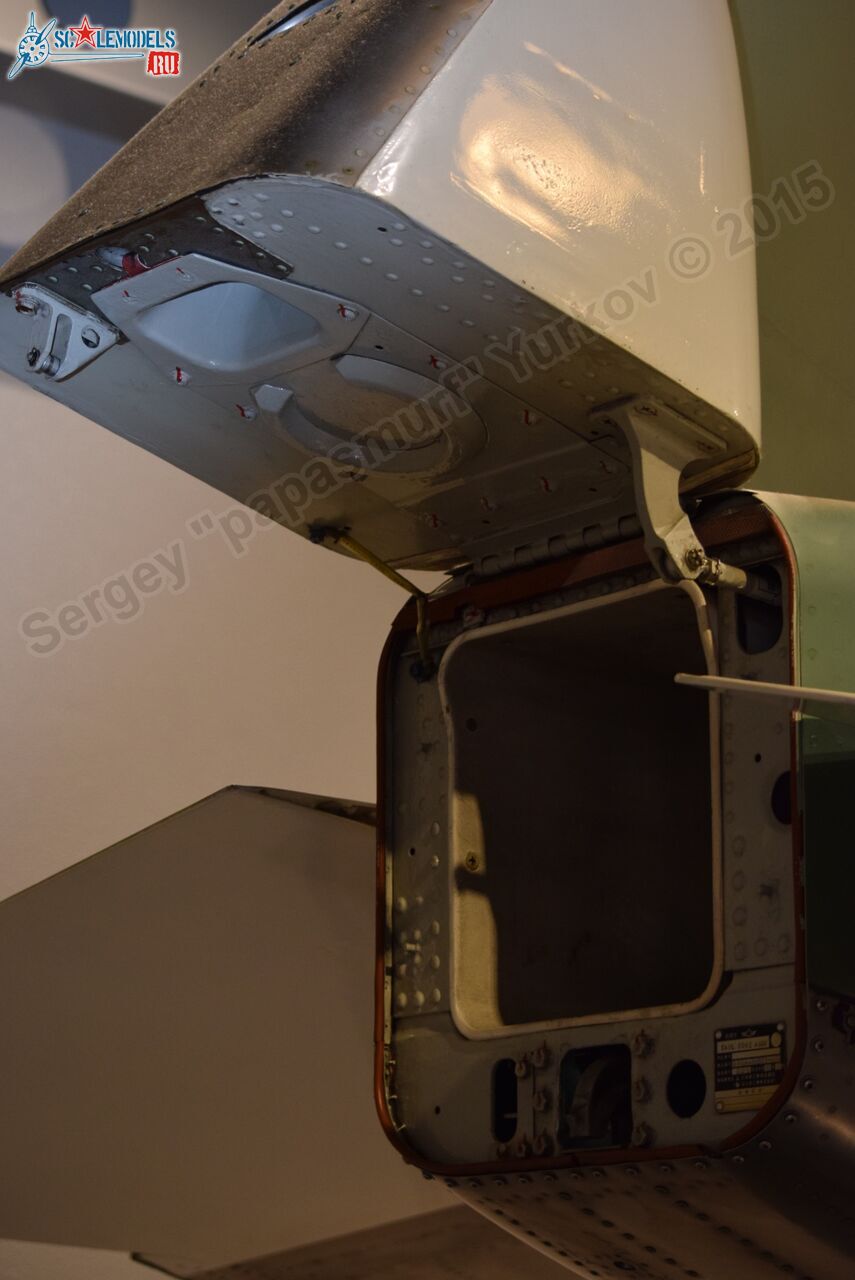 Mitsubishi_F-1_0209.jpg