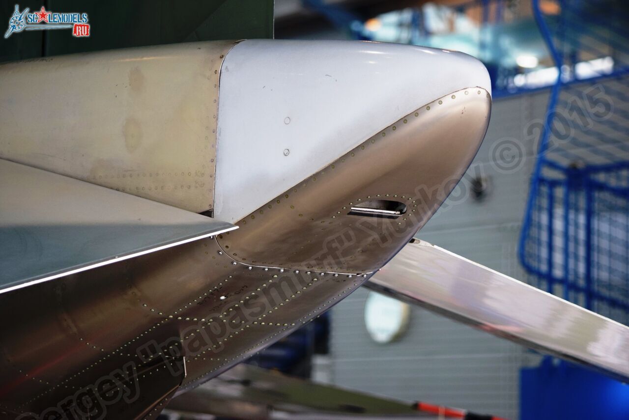 Mitsubishi_F-1_0010.jpg