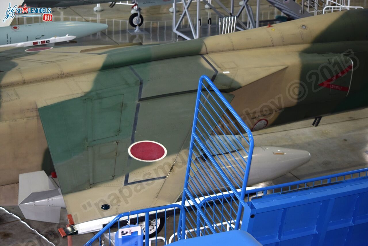 Mitsubishi_F-1_0032.jpg