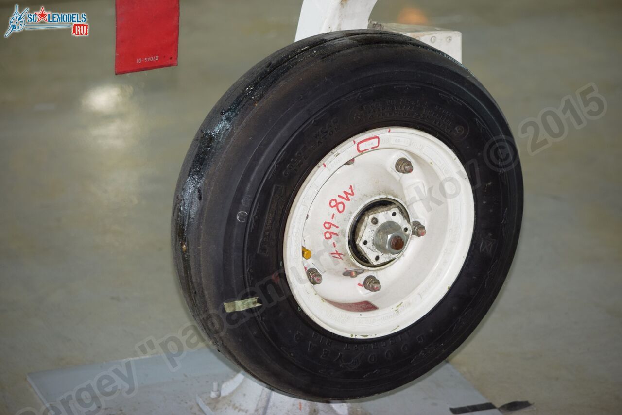 Mitsubishi_F-1_0069.jpg