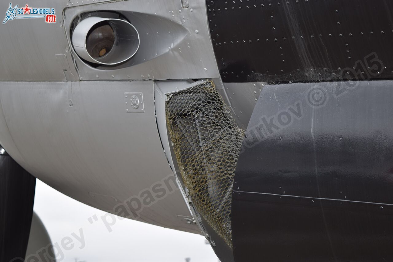 Curtiss_C-46A_Commando_0052.jpg