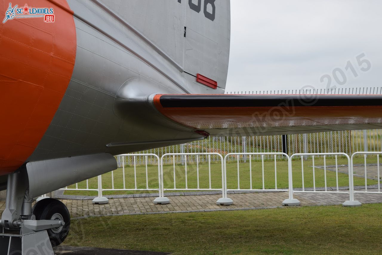 Curtiss_C-46A_Commando_0061.jpg