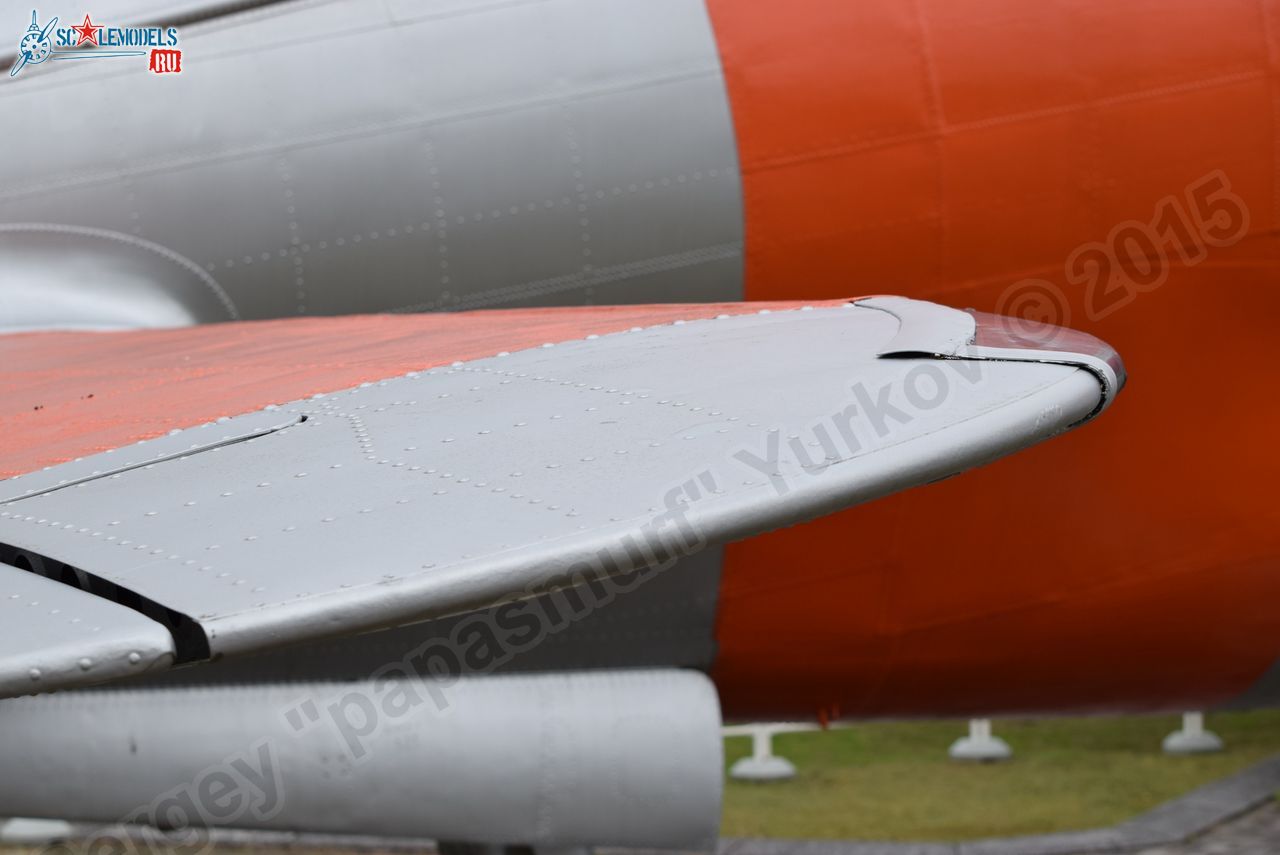 Curtiss_C-46A_Commando_0142.jpg