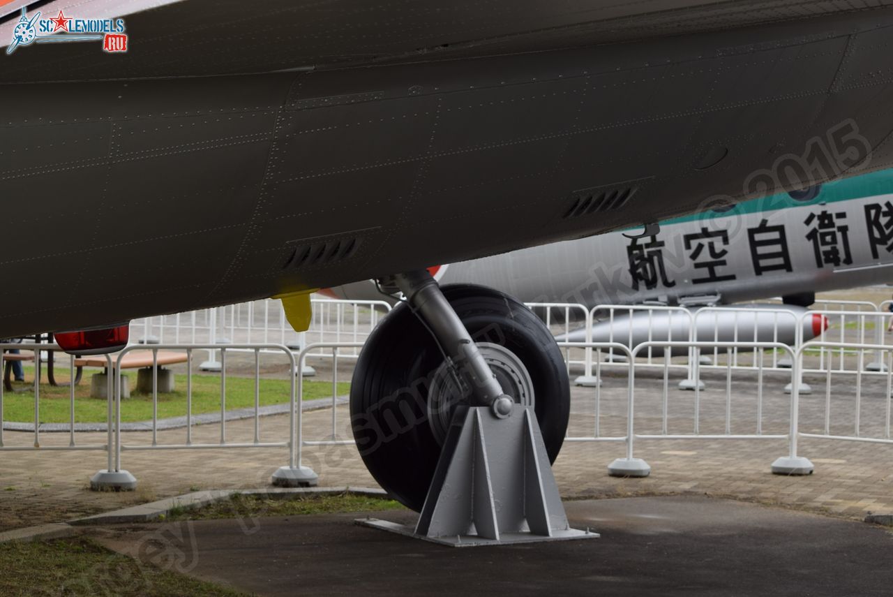 Curtiss_C-46A_Commando_0149.jpg