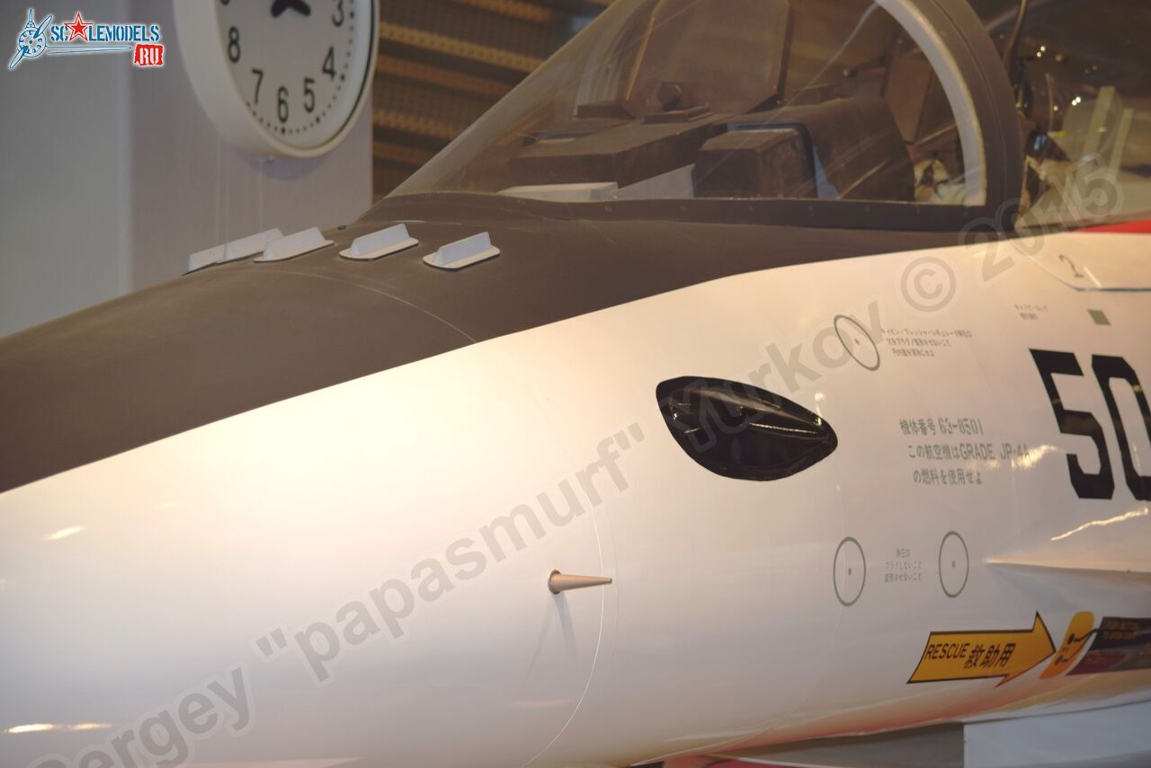 Mitsubishi_F-2_Mockup_0007.jpg