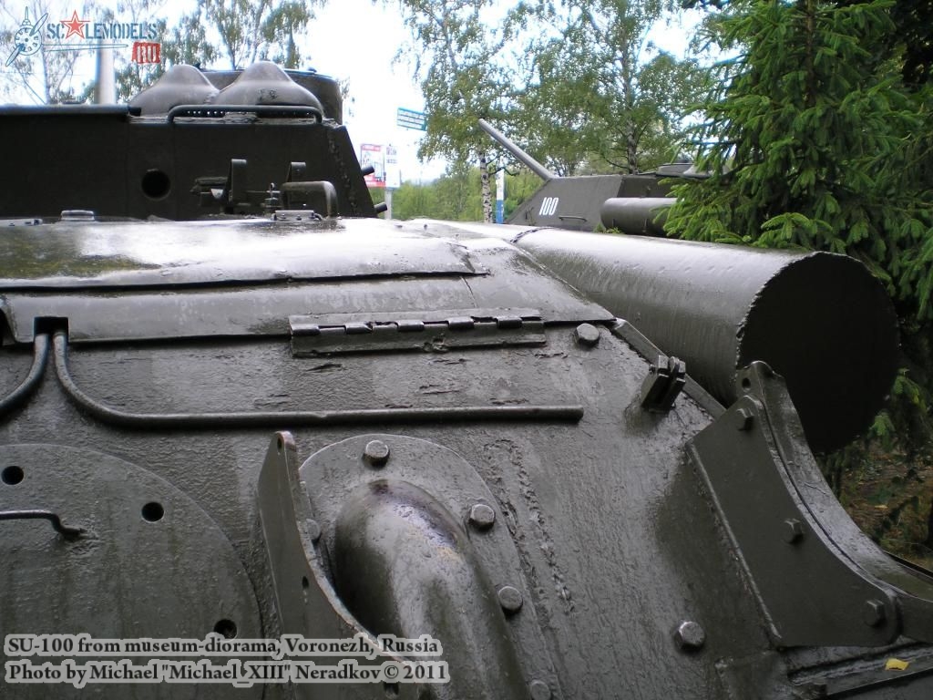 su-100_0070.jpg