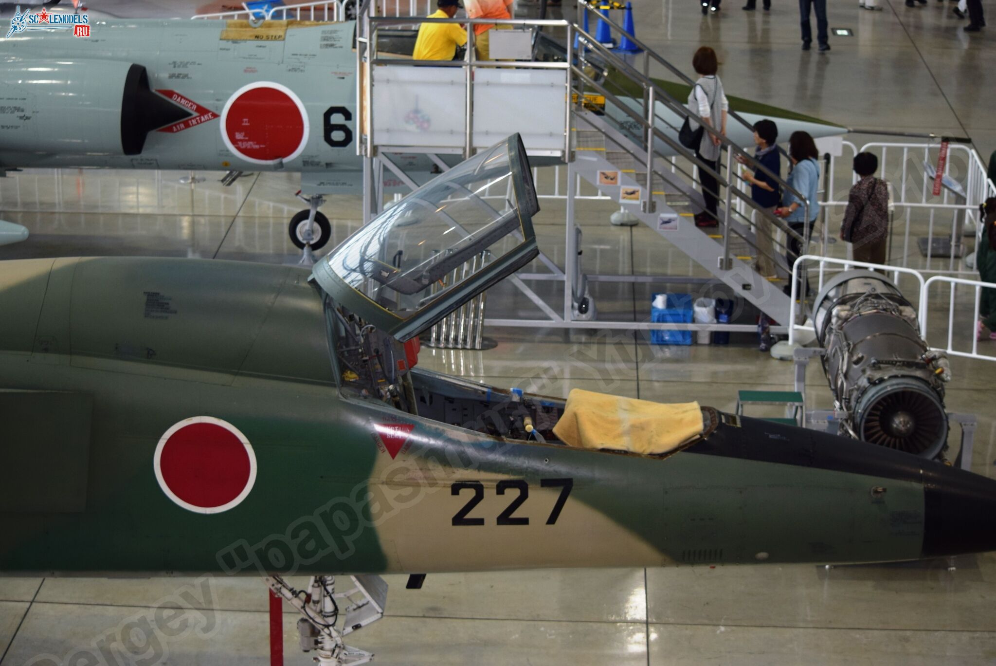 Mitsubishi_F-1_0023.jpg