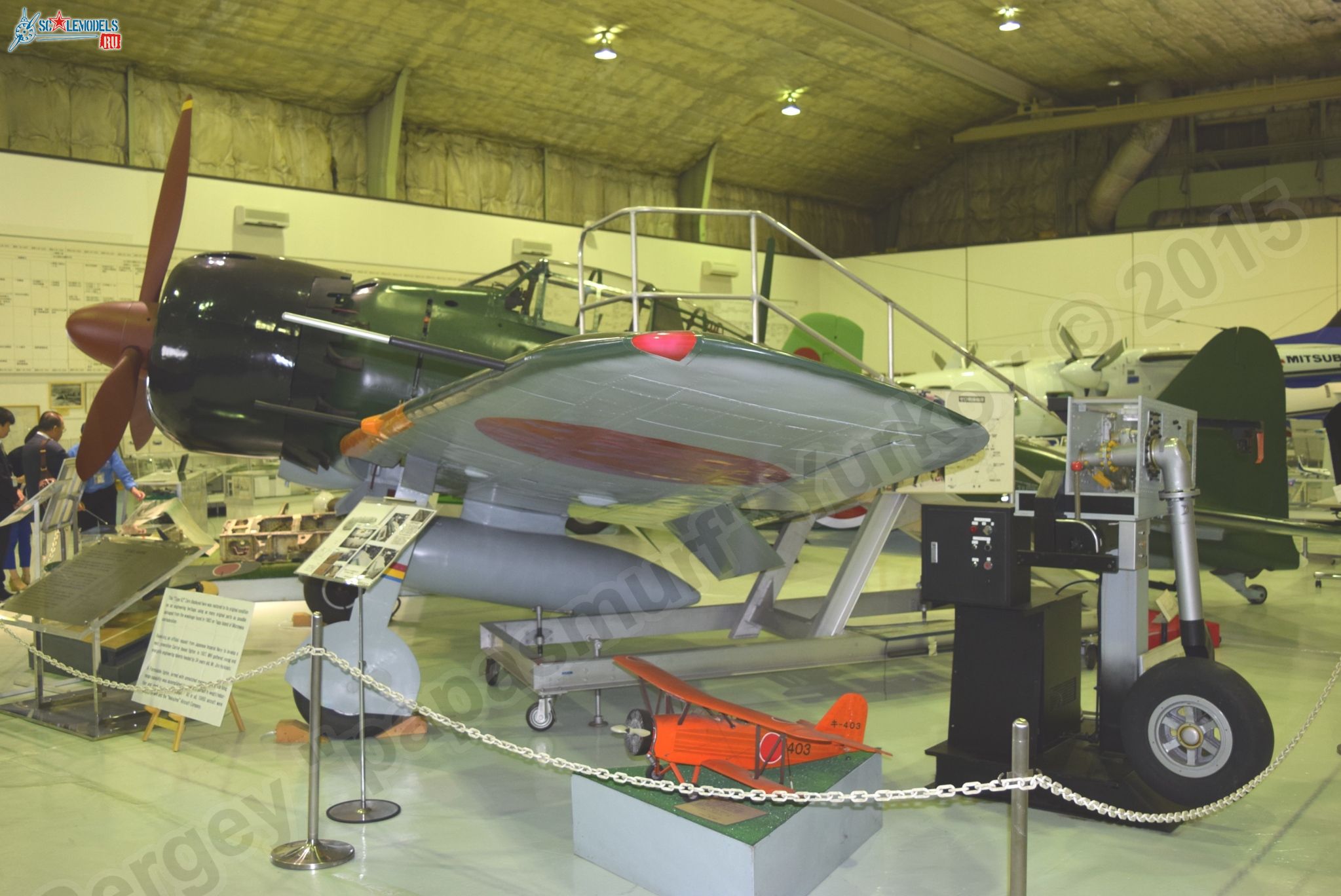 Mitsubishi_A6M5_Zero_0004.jpg