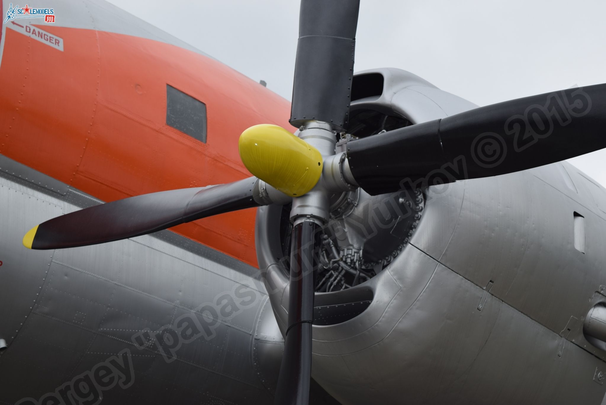 Curtiss_C-46A_Commando_0037.jpg