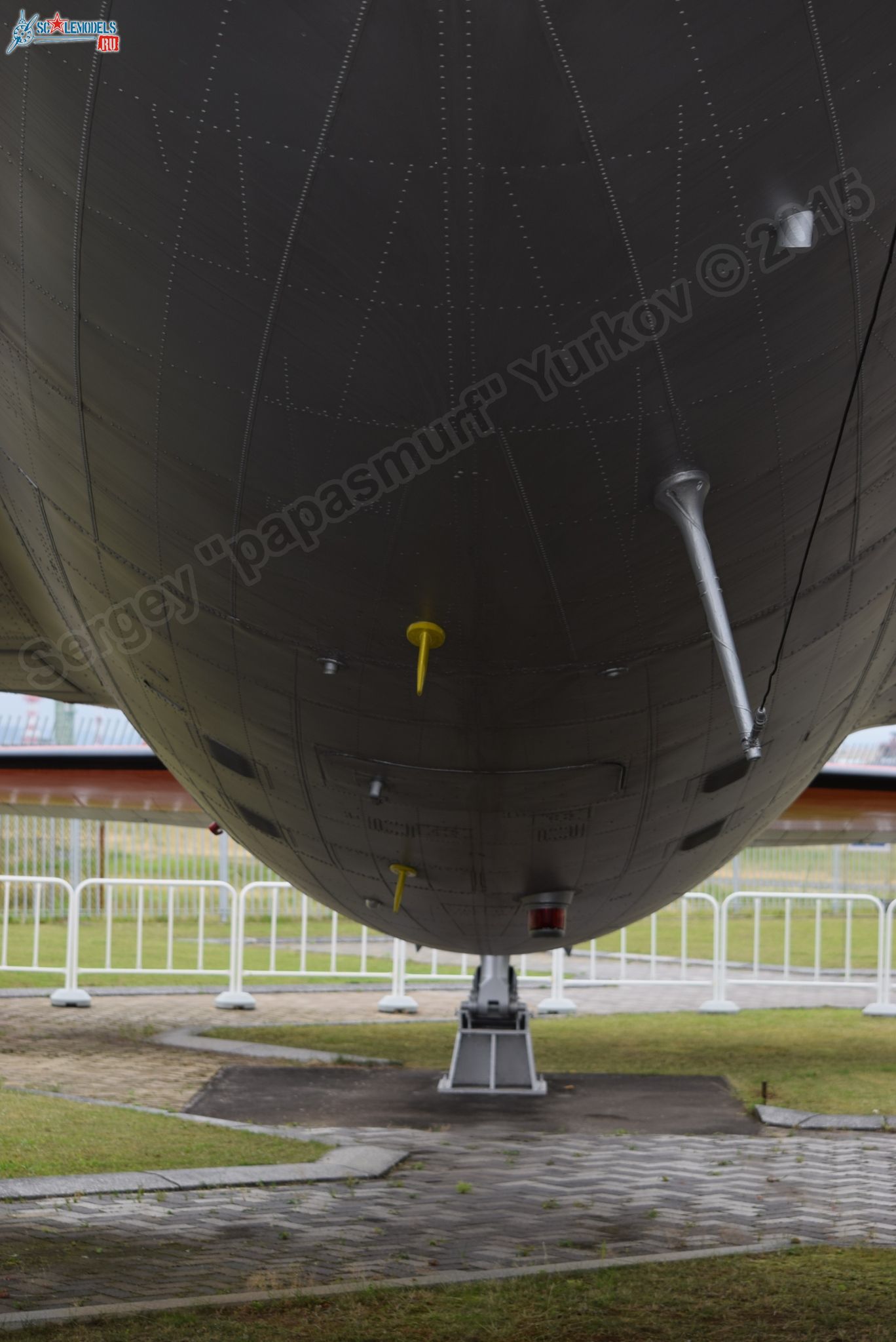 Curtiss_C-46A_Commando_0087.jpg