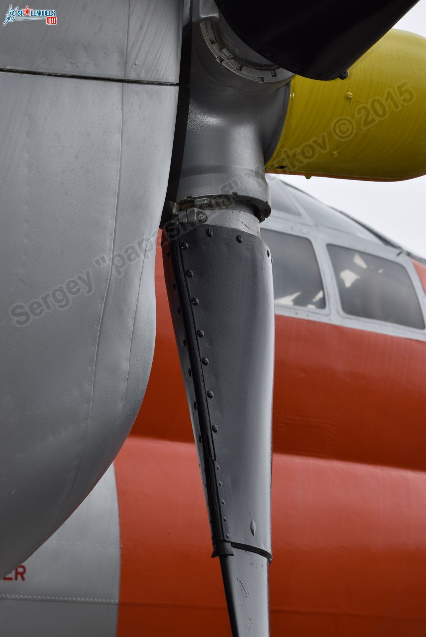 Curtiss_C-46A_Commando_0172.jpg