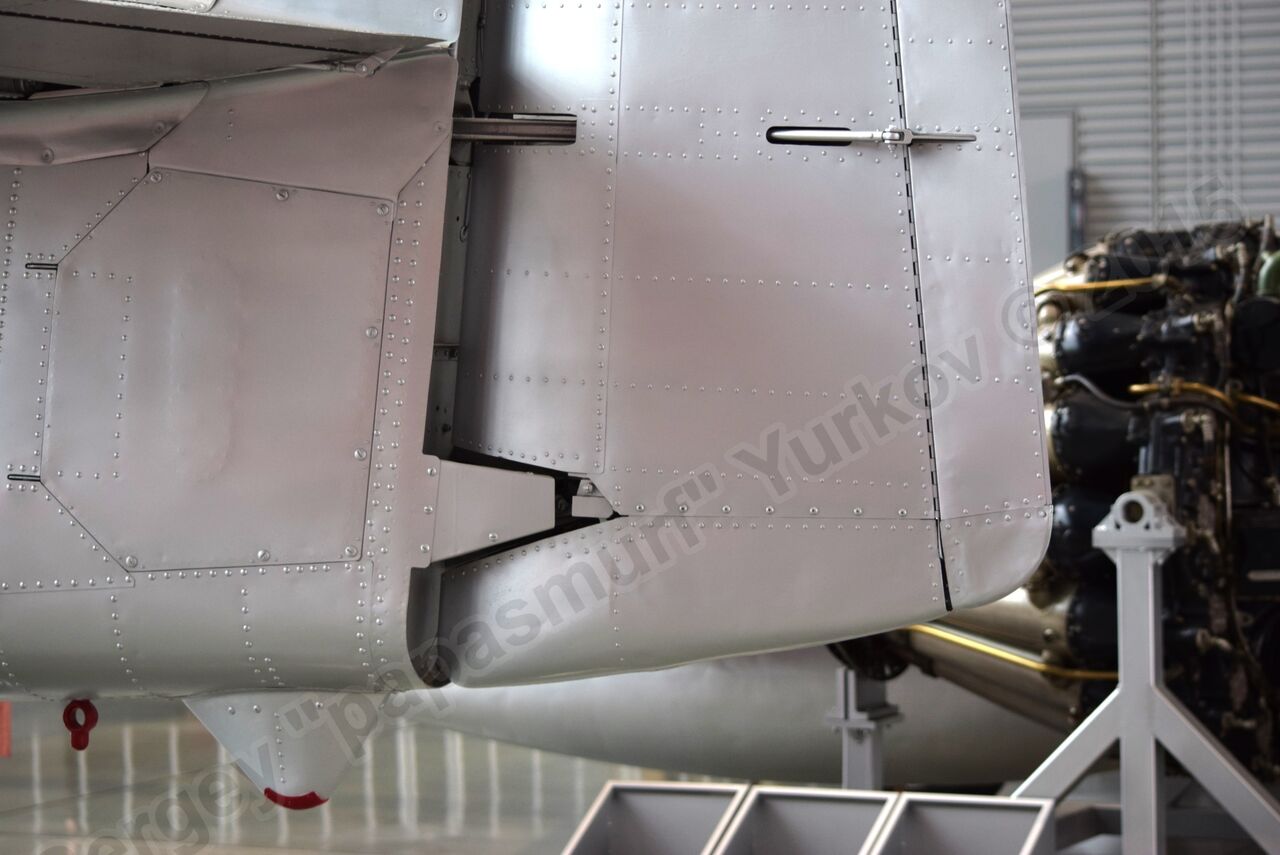T-28B_0084.jpg