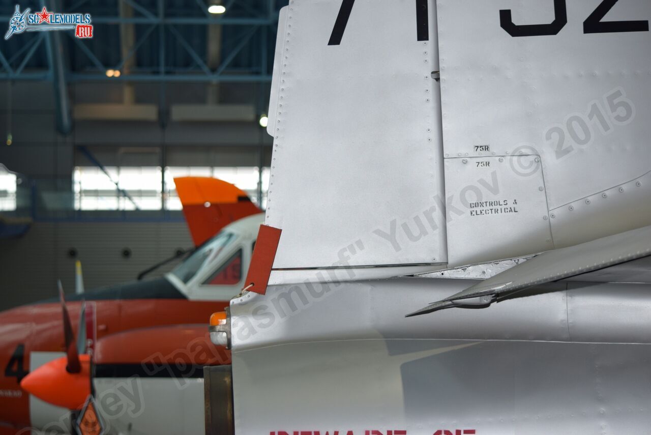 T-33_0151.jpg