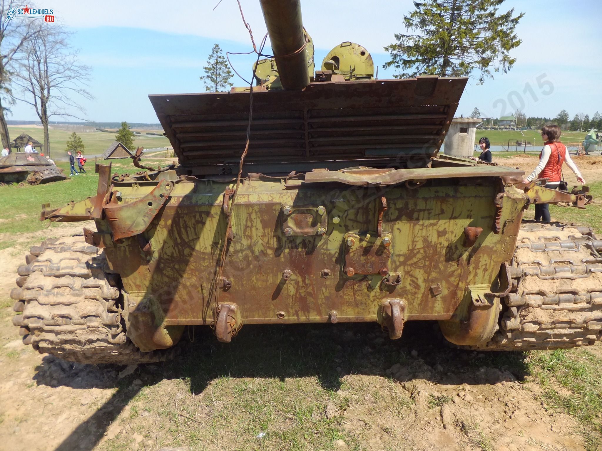 T-54_wreck_0008.jpg