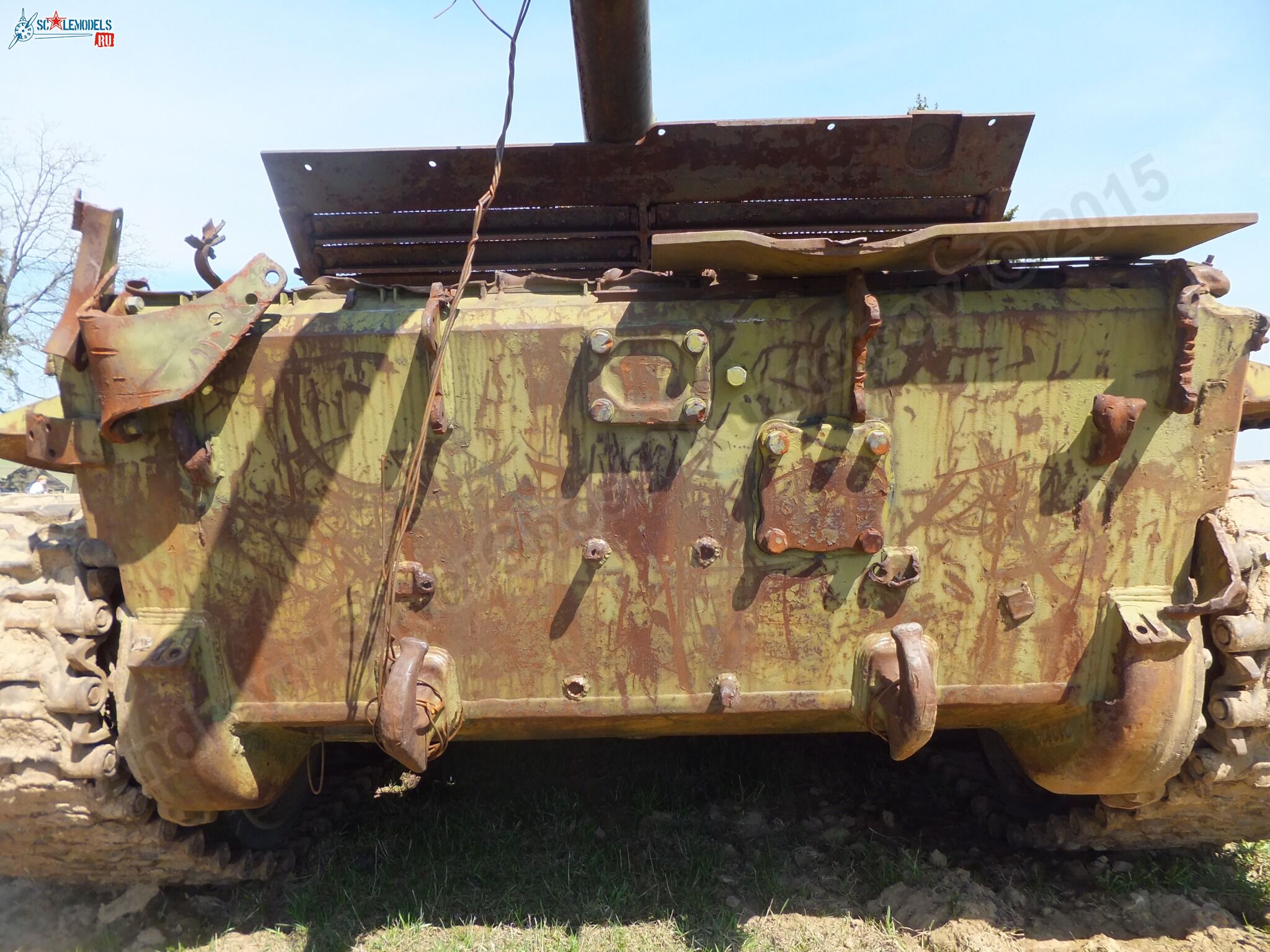 T-54_wreck_0009.jpg