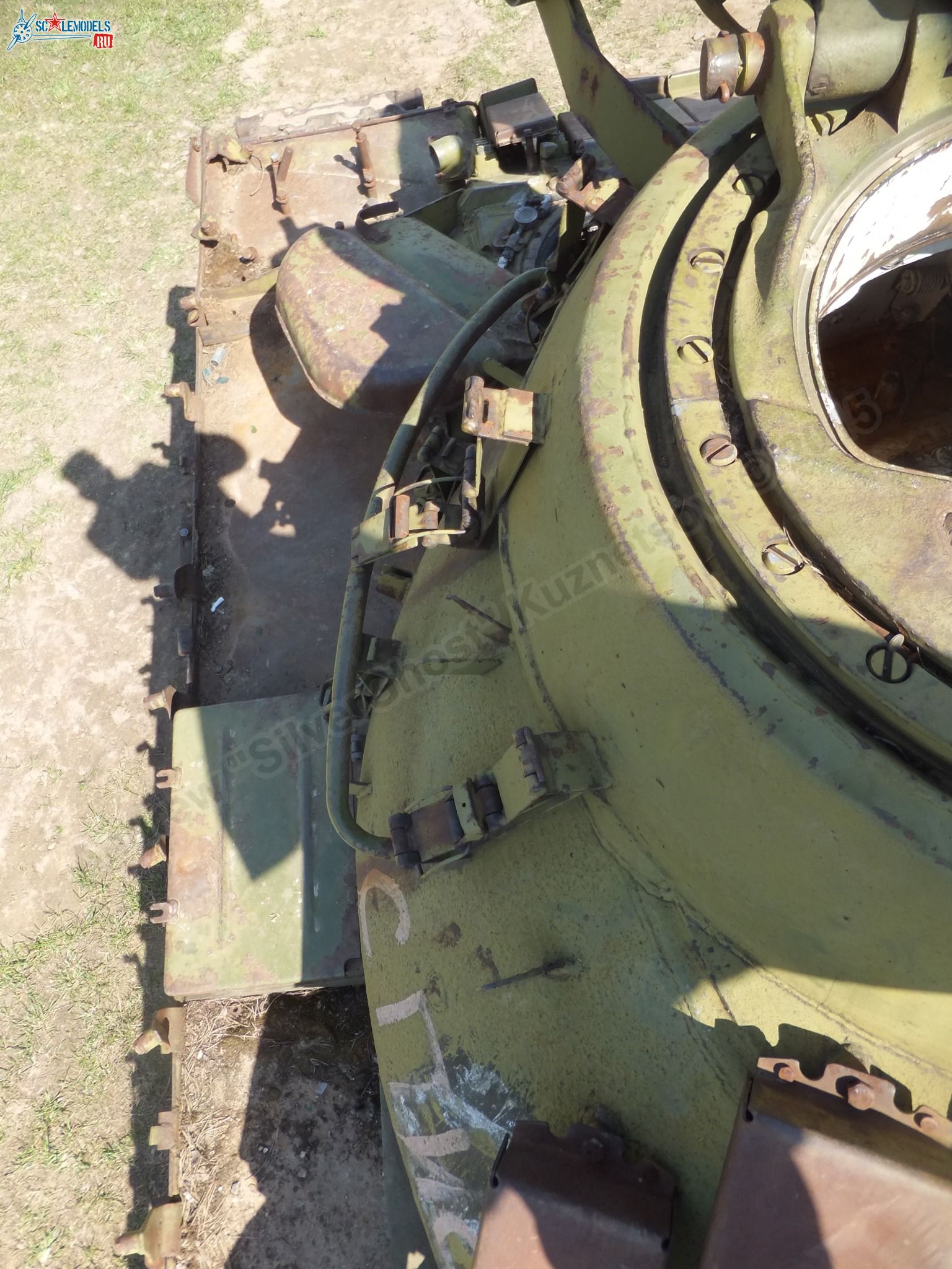 T-54_wreck_0054.jpg